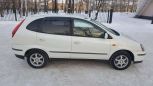    Nissan Tino 2001 , 250000 , 