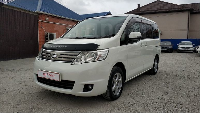    Nissan Serena 2009 , 657000 , 