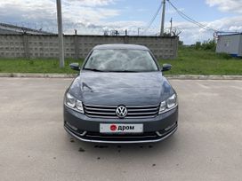  Volkswagen Passat 2011 , 1000000 , 