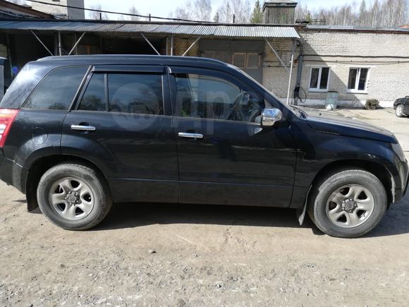 SUV   Suzuki Grand Vitara 2010 , 570000 , 