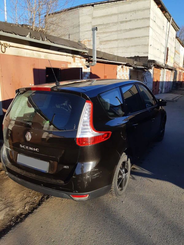    Renault Grand Scenic 2010 , 425000 , 