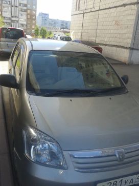    Toyota Raum 2003 , 320000 , 