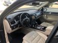 SUV   Volkswagen Touareg 2012 , 1230000 , 