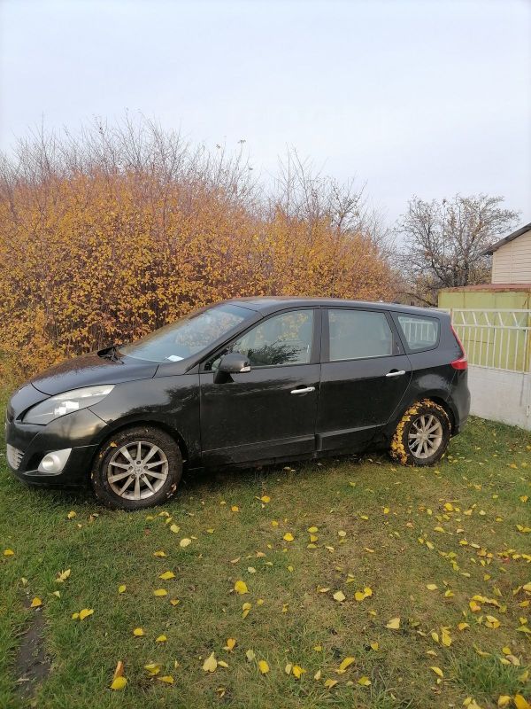    Renault Grand Scenic 2010 , 645000 , 