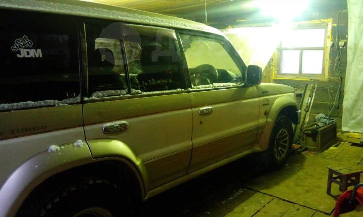 SUV   Mitsubishi Pajero 1991 , 295000 , 