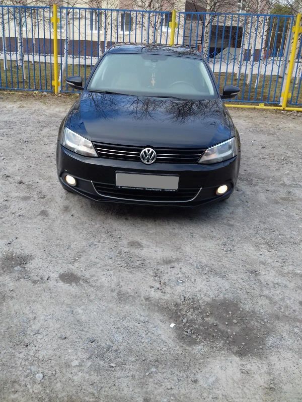  Volkswagen Jetta 2013 , 700000 , 