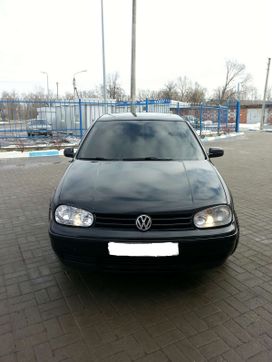  Volkswagen Golf 1998 , 200000 , 
