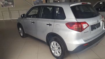 SUV   Suzuki Vitara 2015 , 955000 , 