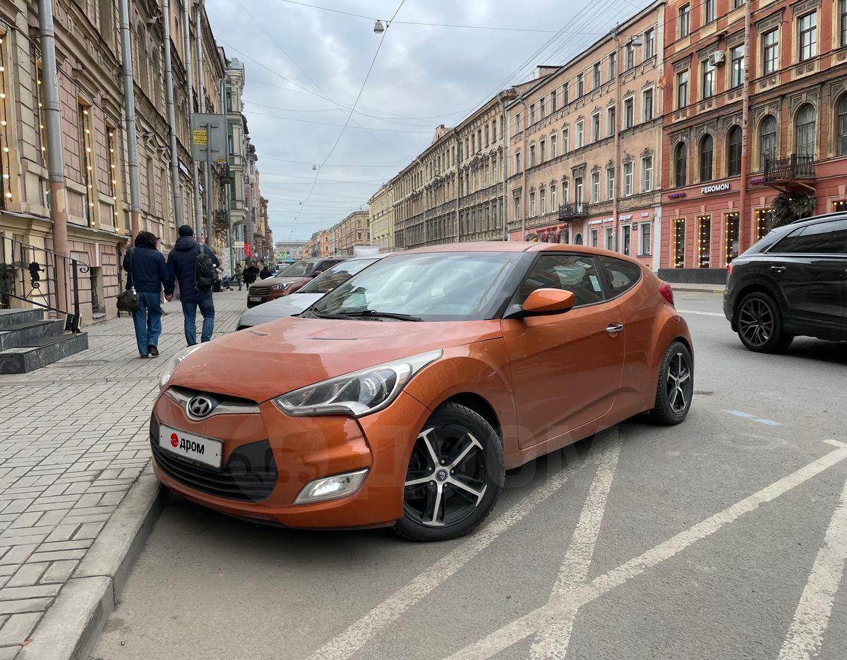 Продажа авто Hyundai Veloster 14 год в Санкт-Петербурге, Hyundai Veloster  Reflex Edition (Ограниченная серия: тканевые, б/у, 1.6 литра, бензин, АКПП,  привод передний