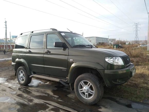 SUV     2014 , 700000 , 