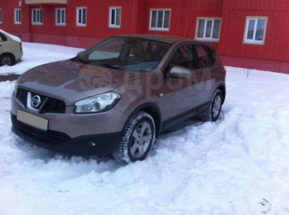 SUV   Nissan Qashqai 2013 , 680000 , 