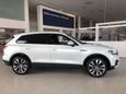 SUV   Volkswagen Touareg 2019 , 4567000 , 