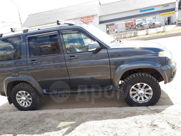 SUV     2016 , 600000 , 