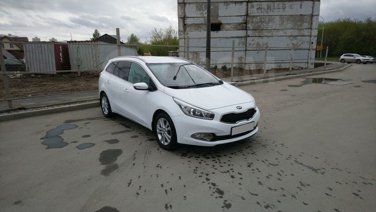  Kia Ceed 2013 , 700000 , 