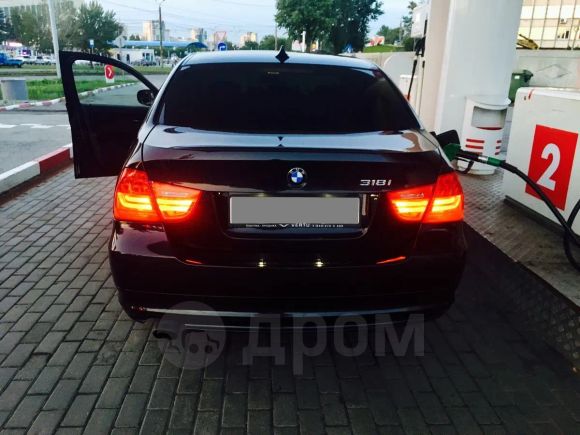  BMW 3-Series 2009 , 570000 , 