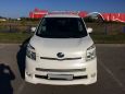    Toyota Voxy 2009 , 800000 , 