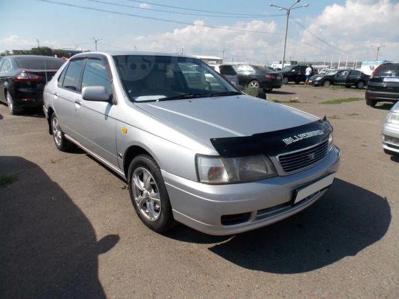  Nissan Bluebird 2000 , 215000 , 