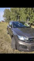 SUV   Volkswagen Touareg 2012 , 1620000 , 