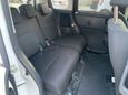  Toyota Roomy 2017 , 977000 , 