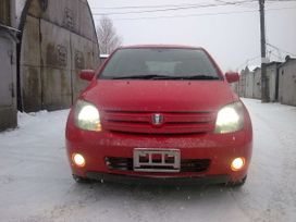  Toyota ist 2004 , 348000 , 