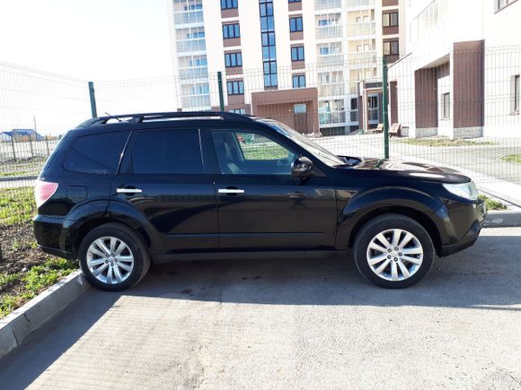 SUV   Subaru Forester 2011 , 770000 , -