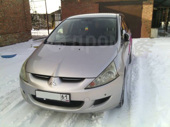    Mitsubishi Grandis 2003 , 295000 , 