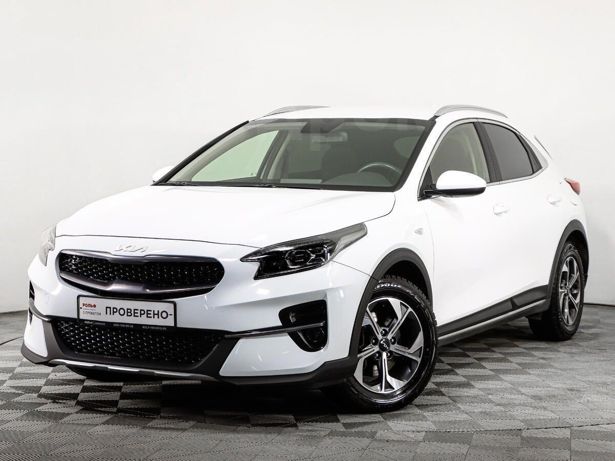 Kia Xceed 2021 в Санкт-Петербурге, Автомобиль был приобретен в официальном  дилере KIA в 2021 году, белый, бензин, 1.5 литра, автомат at