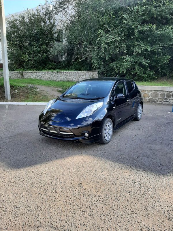  Nissan Leaf 2013 , 720000 , 