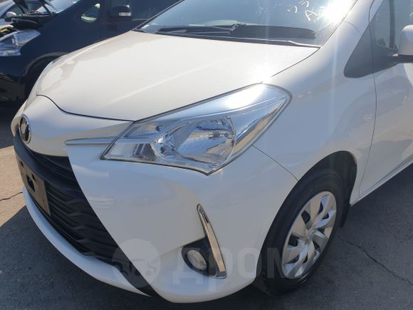  Toyota Vitz 2017 , 695000 , 