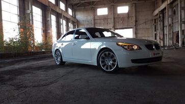  BMW 5-Series 2009 , 950000 , 