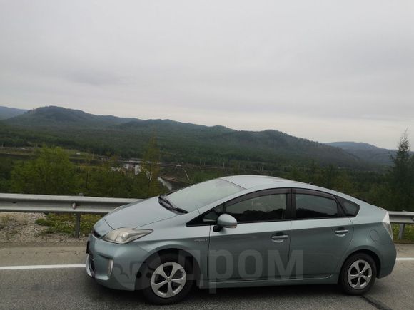  Toyota Prius 2013 , 1055000 , 