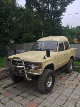  Toyota Land Cruiser 1985 , 250000 , 