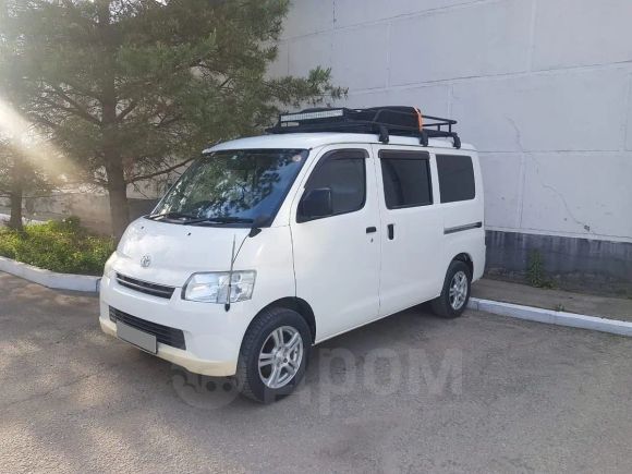    Toyota Town Ace 2013 , 715000 , 