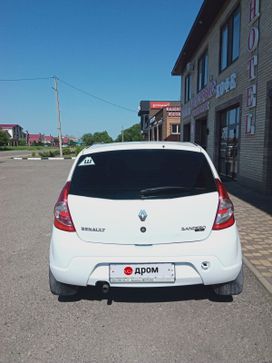  Renault Sandero 2012 , 400000 , 