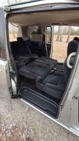    Nissan Serena 2008 , 750000 , 