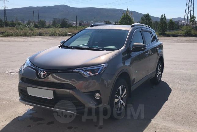 SUV   Toyota RAV4 2017 , 2000000 , 