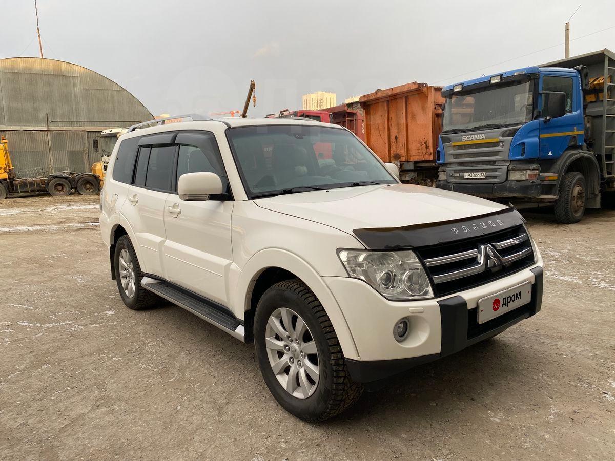 Продажа Mitsubishi Pajero 2010 в Тюмени, Авто обслужен, находится в  идеальном состоянии, узаконенное прицепное устройство, руль левый, 4wd,  автомат, джип/suv 5 дв.