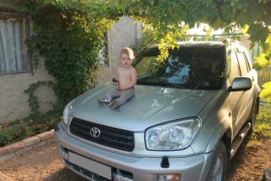 SUV   Toyota RAV4 2002 , 380000 , 