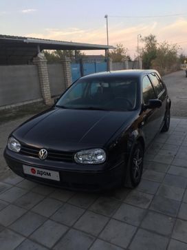  Volkswagen Golf 1999 , 160000 , 