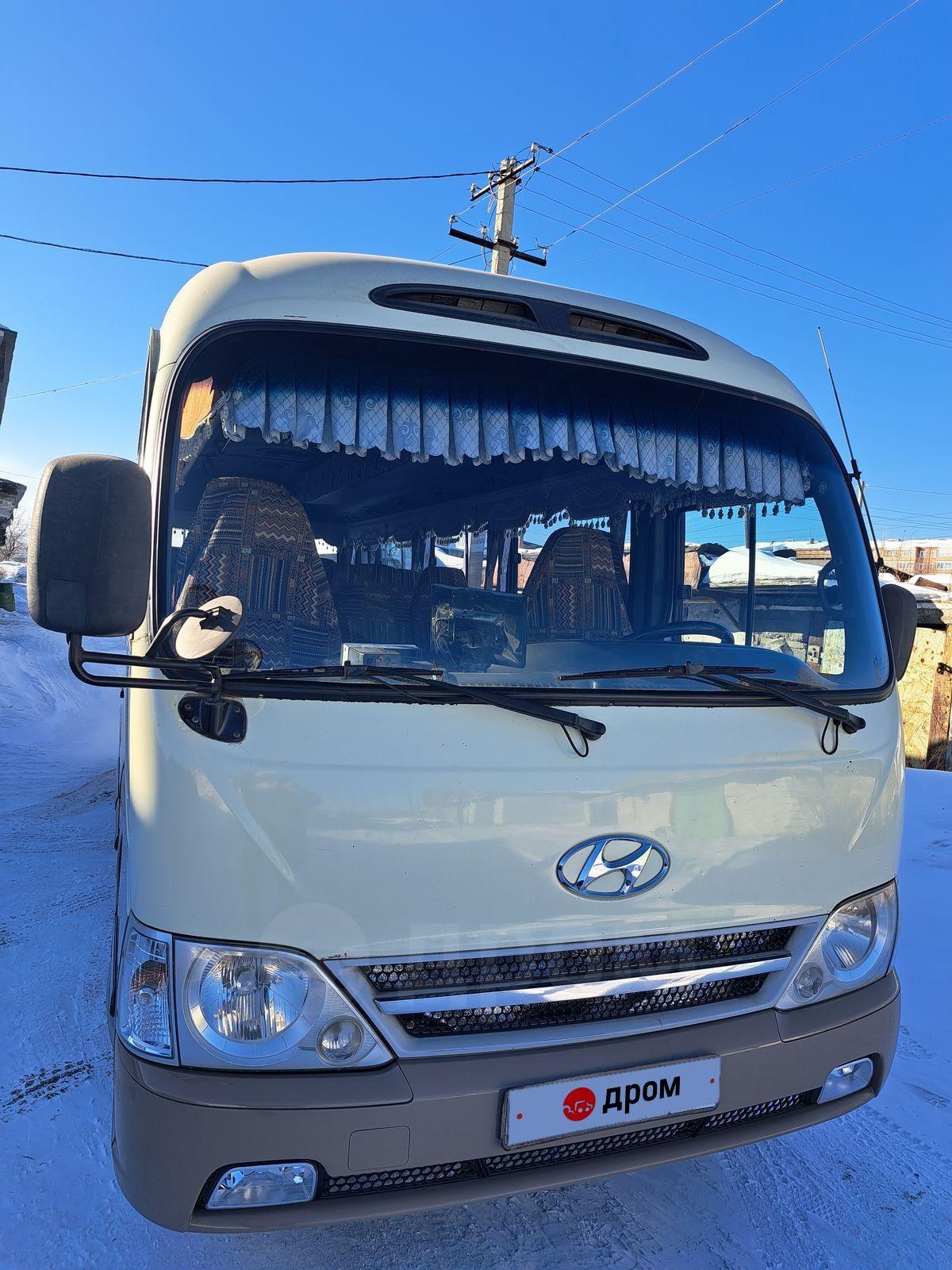Купить Hyundai County Туристический автобус 2009 года в Нижнеудинске: цена  1 800 000 руб., дизель, механика - Автобусы