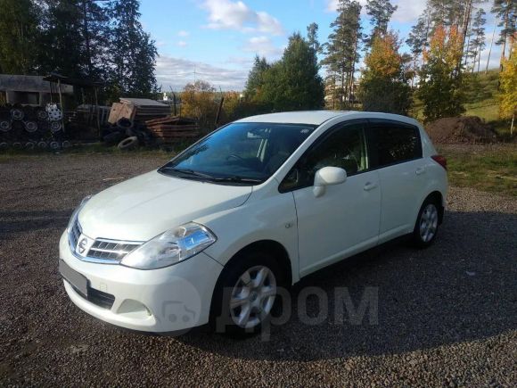  Nissan Tiida 2011 , 450000 , 