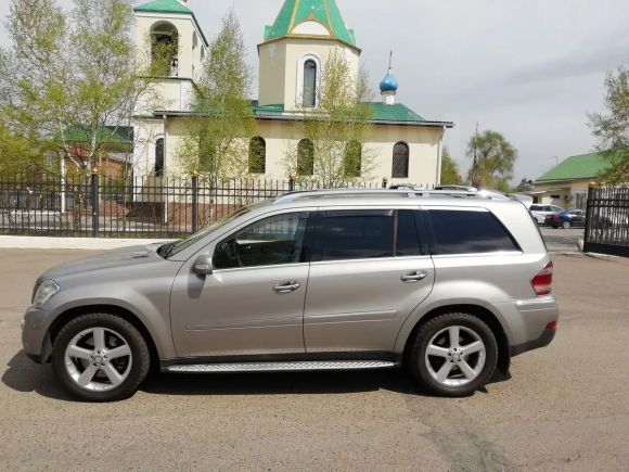 SUV   Mercedes-Benz GL-Class 2008 , 1000000 , 