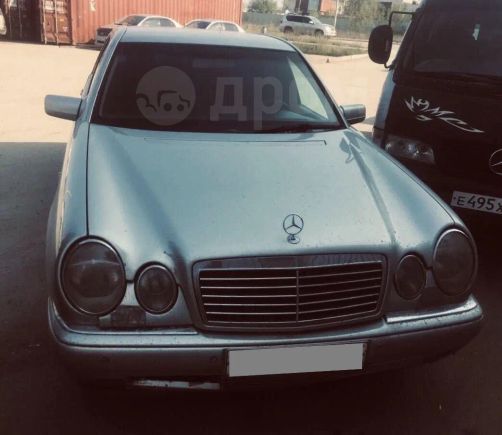  Mercedes-Benz E-Class 2000 , 180000 , 