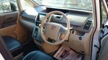    Toyota Noah 2010 , 990000 , 