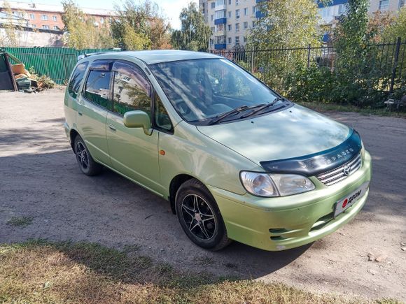    Toyota Corolla Spacio 2001 , 390000 , 