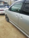    Toyota Voxy 2002 , 555000 , 