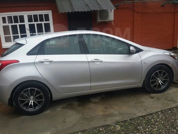  Hyundai i30 2016 , 700000 , 