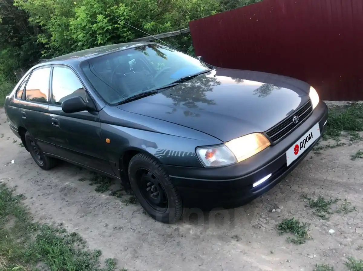 Toyota Carina E 1992 года в Омске, Продам машину в хорошем состоянии, 1.6  MT GLi, 1.6л., цена 190000рублей, мкпп, лифтбек, передний привод