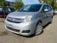    Toyota Isis 2014 , 935000 , 