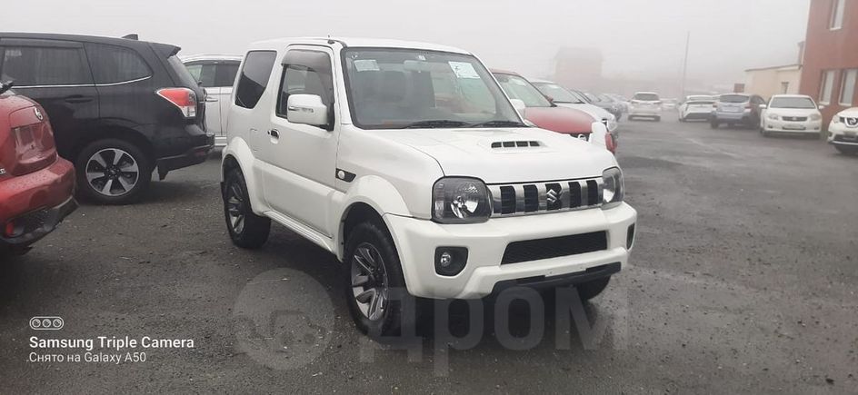  3  Suzuki Jimny Sierra 2015 , 1040000 , 